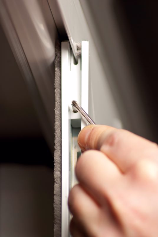 Fliegengitter Schiebetür - mit Laufschiene & U-Profil ST32/2