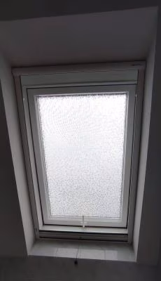 Premium-Insektenschutz für Dachfenster | elegant & flexibel | StarlineFix